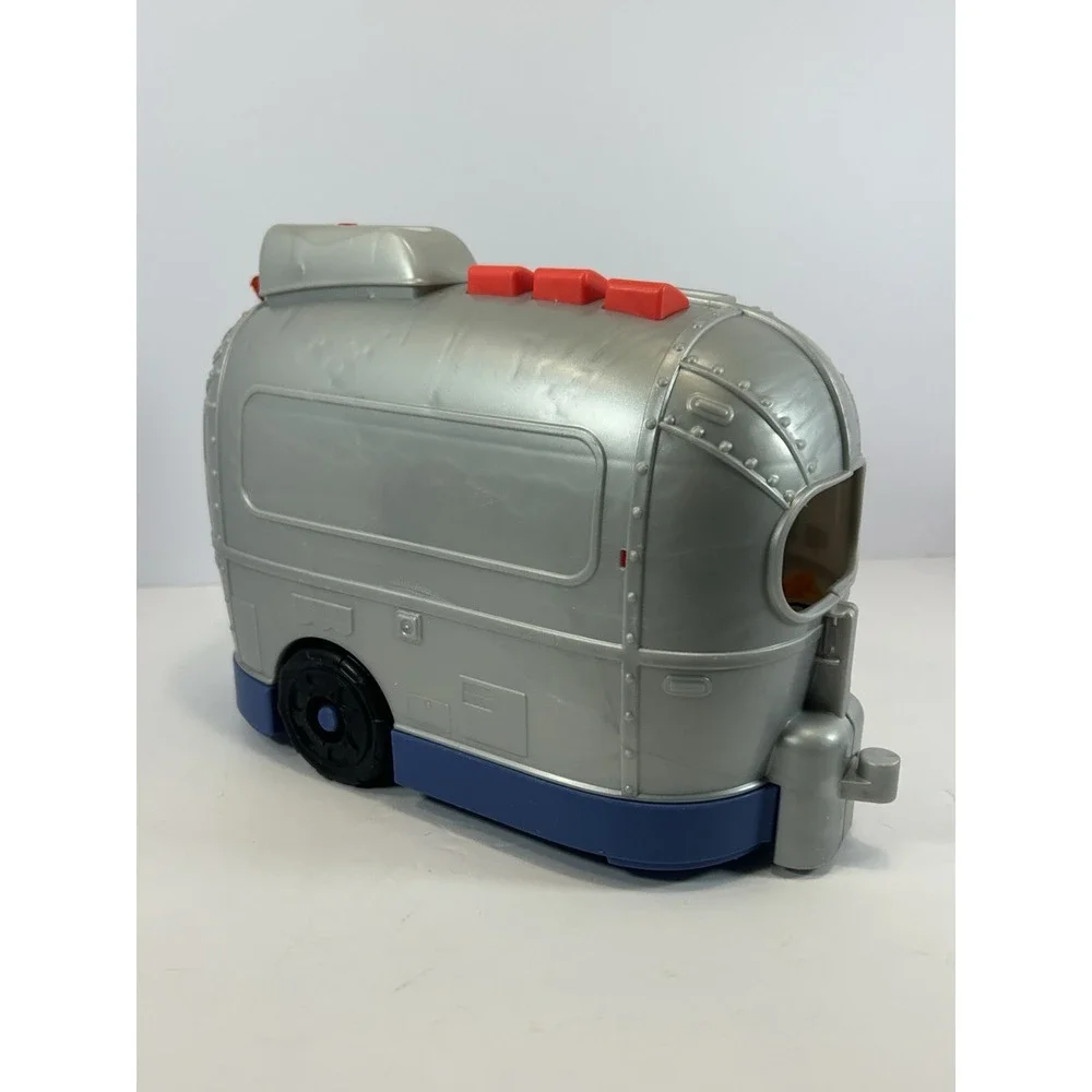 Fisher-Price Little People Light-up Learning Camper Playset 2021 Lights/Music